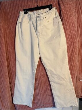 a new day Cream High-Rise Jeans